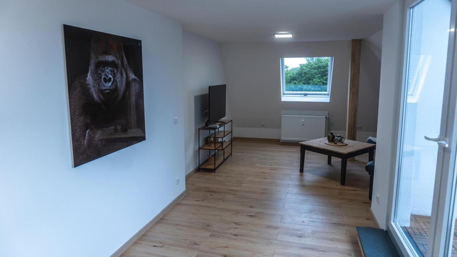 Moderne Ferienwohnung In Gelsenkirchen-Schalke Fuer 1 Bis 7 Personen Mit Terrasse, Ideal Fuer Gruppen & Stadionbesuche Exterior foto